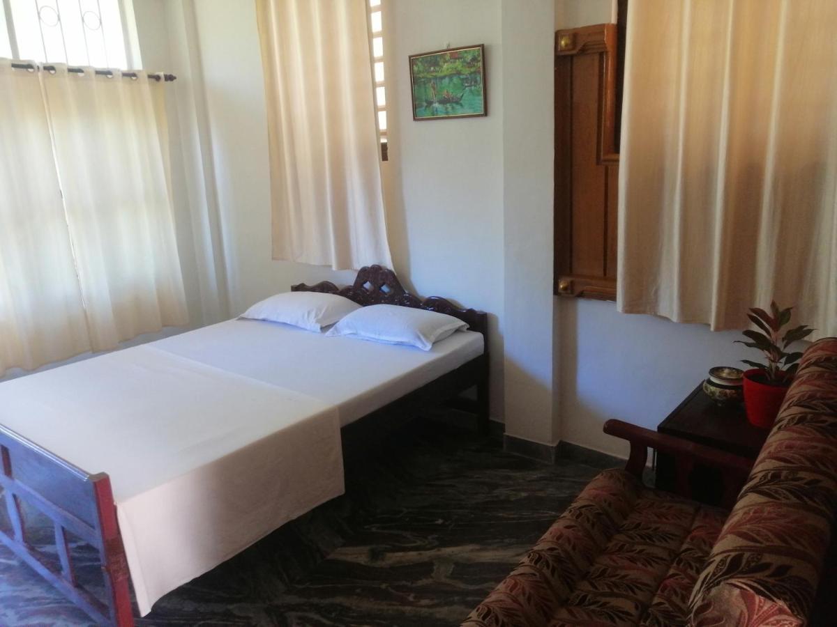 Blue Waves Beach Residency Hotell Varkala Eksteriør bilde